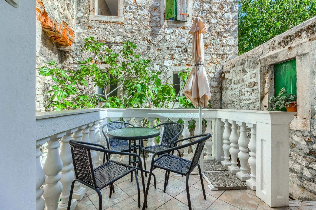 Old Stone House St Lawrence In The Heart Of Sibenik'S Old Town Διαμέρισμα Εξωτερικό φωτογραφία